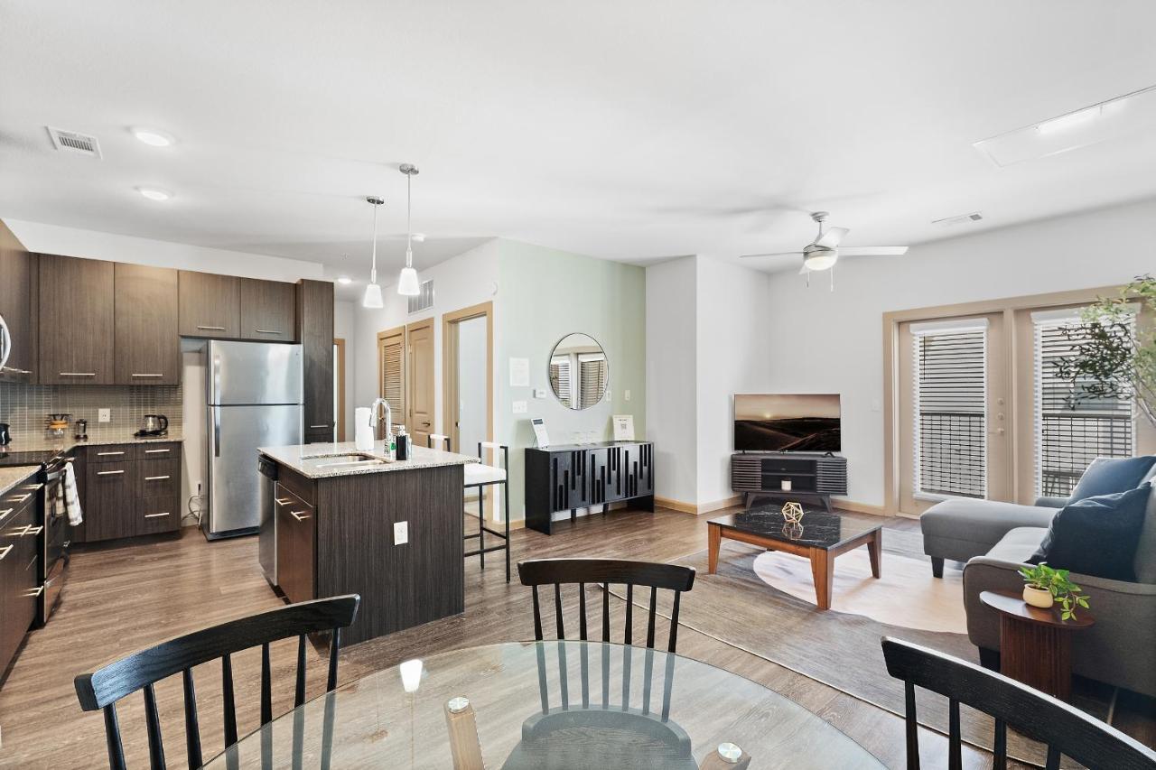 Ferienwohnung Luxe 3B/2B Getaway - Pool, Gym, Parking, Pet Wash Leander Exterior foto