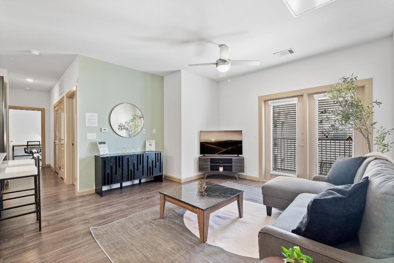 Ferienwohnung Luxe 3B/2B Getaway - Pool, Gym, Parking, Pet Wash Leander Exterior foto